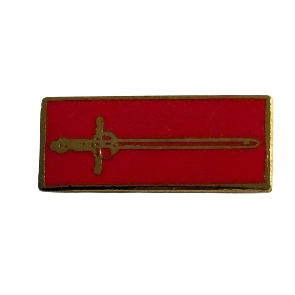 Coronation Sword Lapel Hat Pin Pinback‎ Tie Tack Red Rectangle Vintage Enamel